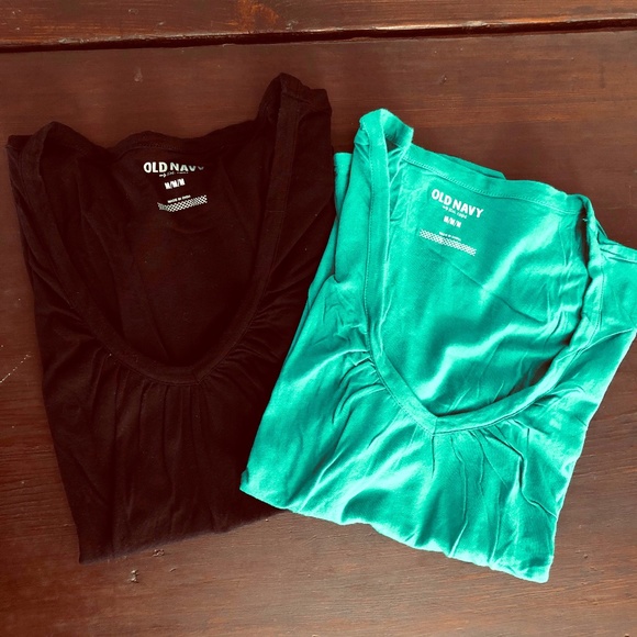 2-Pack Green and Black Tee-shirts, Old Navy - Picture 1 of 8